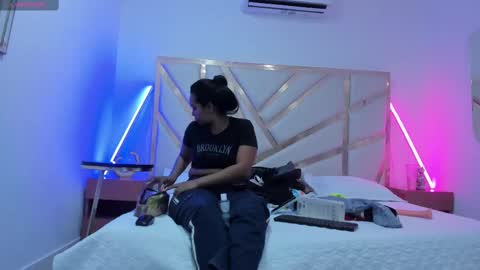 Janna online show from 3, 11, 2025