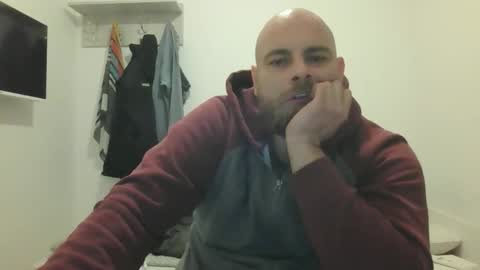 Snapshot of januszcygan chatting on 16, 10, 2025 januszcygan online show from 16, 10, 2025