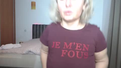 jaqueline88 online show from 22, 1, 2025