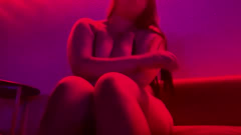 Snapshot of jasmin420r chatting on 25, 5, 2026 jasmin420r online show from 25, 5, 2026