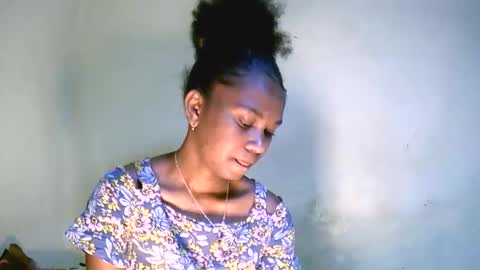 jasminah176750 online show from 15, 10, 2025