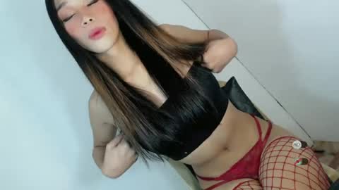 Snapshot of jasmine_on_live chatting on 17, 6, 2026 CUTE JANNA online show from 17, 6, 2026