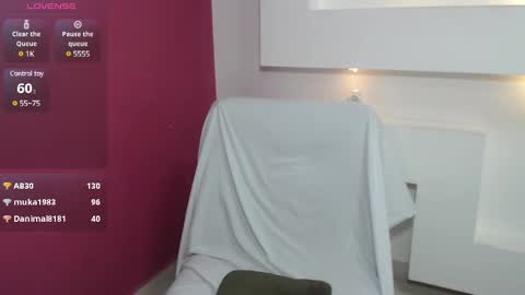 Jasmine Rose online show from 7, 3, 2025
