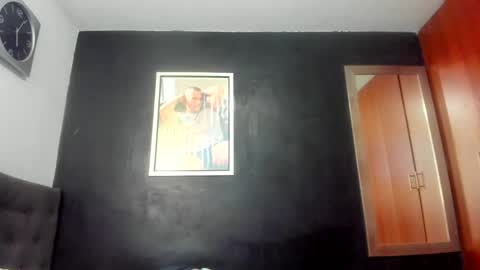    online show from 10, 11, 2025