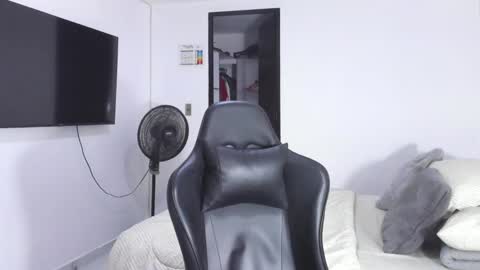 JBrooksXx online show from 24, 1, 2025