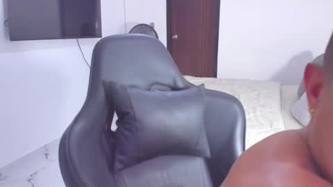 JBrooksXx online show from 28, 1, 2025