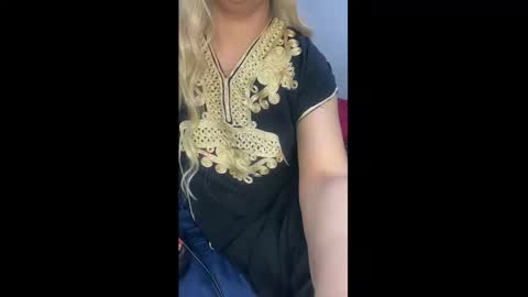 Snapshot of jassmina_7 chatting on 21, 11, 2025 Jassmina online show from 21, 11, 2025