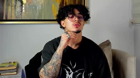 Lil Dark online show from 8, 11, 2025