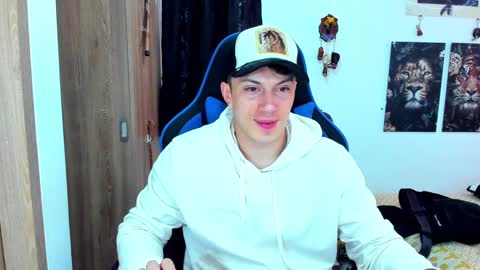 Javier online show from 16, 12, 2024