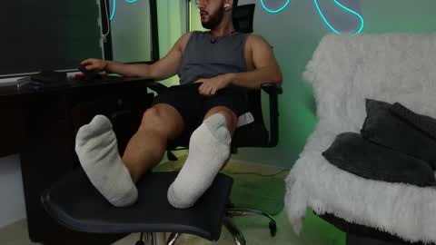 Snapshot of jaxon_blaze chatting on 15, 10, 2025 Jaxon online show from 15, 10, 2025