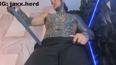 Snapshot of jaxxxonherd chatting on 4, 10, 2025 Michael online show from 4, 10, 2025
