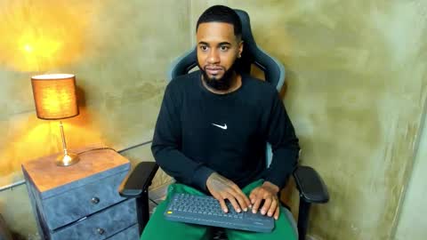 Snapshot of jay_jhonson chatting on 20, 12, 2025 jay jhonson online show from 20, 12, 2025