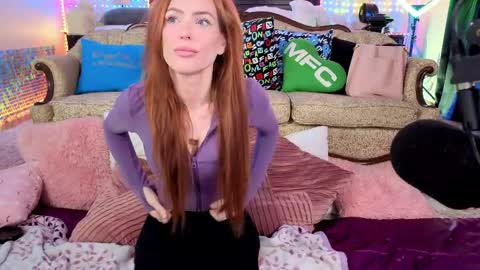 Snapshot of jaybeitsme chatting on 14, 5, 2026 JennyBlighe online show from 14, 5, 2026
