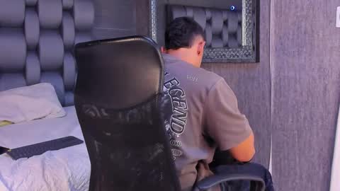 jaze_bradley online show from 12, 11, 2025