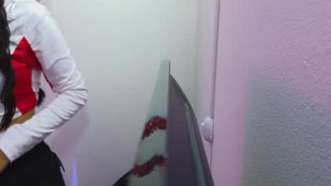 Jazmin  online show from 23, 1, 2025