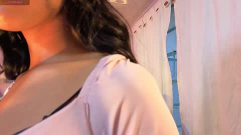 Jazmin  online show from 28, 10, 2025