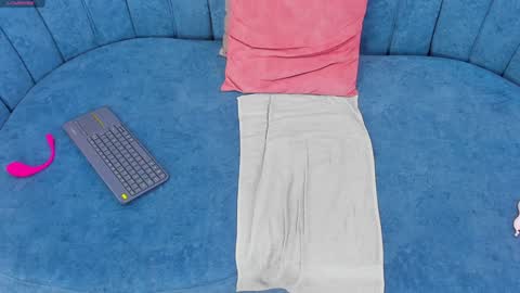 Jasmine  online show from 6, 2, 2025