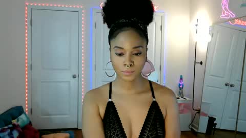 Jazmine Fox online show from 23, 5, 2026