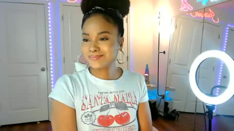 Snapshot of jazminefox chatting on 8, 7, 2026 Jazmine Fox online show from 8, 7, 2026