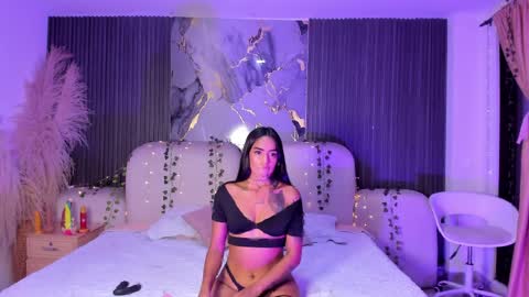 Snapshot of jazminrusso_ chatting on 5, 4, 2026 Jazminrusso online show from 5, 4, 2026