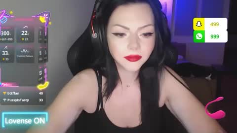 Snapshot of jazzminneluvv chatting on 14, 9, 2025 JAZZMINNE LOVE online show from 14, 9, 2025