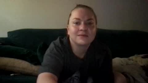 Snapshot of jazzylynn27 chatting on 3, 11, 2025 jazzylynn27 online show from 3, 11, 2025