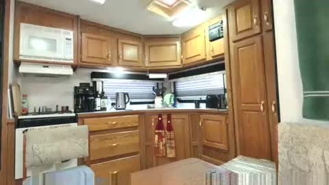 JCcurves online show from 25, 12, 2024