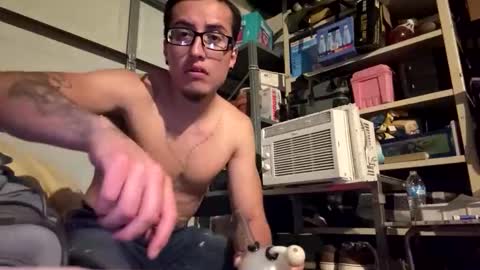 jdingo743817 online show from 17, 4, 2026