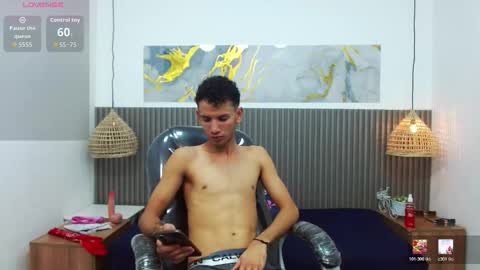 jdwhite18 online show from 10, 3, 2026