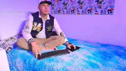 Snapshot of jean_luca_nom chatting on 13, 10, 2025 jean online show from 13, 10, 2025