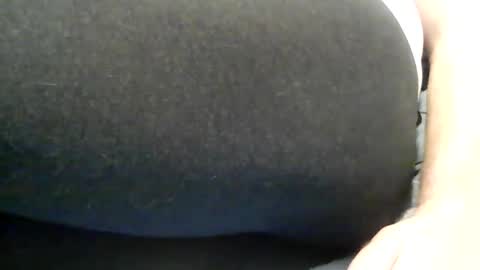Snapshot of jeanlovesleggings chatting on 2, 1, 2025 Jean online show from 2, 1, 2025