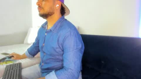 Jean alex  online show from 26, 7, 2026