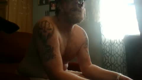 jearnold44 online show from 3, 3, 2025