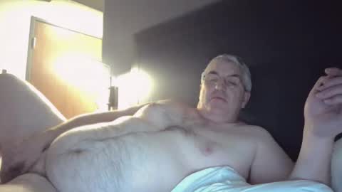 dadbody71 online show from 16, 2, 2025