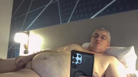 dadbody71 online show from 9, 3, 2025