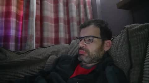 Snapshot of jediknight2 chatting on 16, 12, 2025 Matt online show from 16, 12, 2025