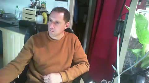 Snapshot of jef74700 chatting on 10, 12, 2024 Jrme online show from 10, 12, 2024