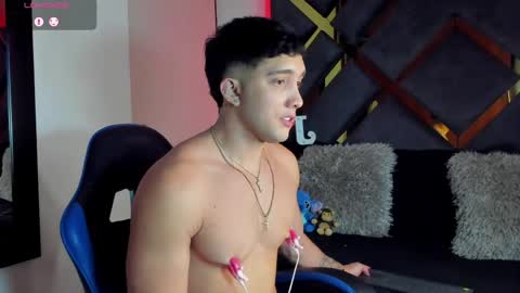 JEICOB STONE online show from 7, 4, 2026