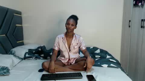 Snapshot of jemimaaam chatting on 6, 6, 2026 Jemmi online show from 6, 6, 2026