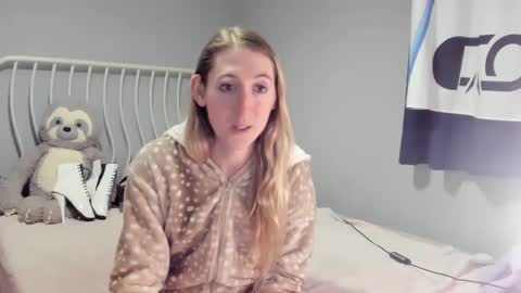 JenbyDoll online show from 6, 3, 2025