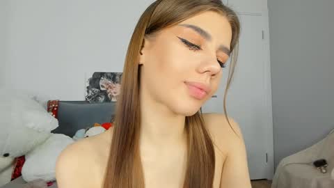 Snapshot of jenie_fire chatting on 20, 12, 2024 Dolly online show from 20, 12, 2024