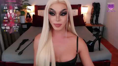 Queen Jenifer online show from 20, 7, 2026