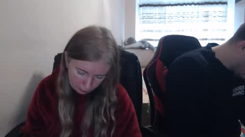 JenisAndPeter online show from 15, 11, 2025