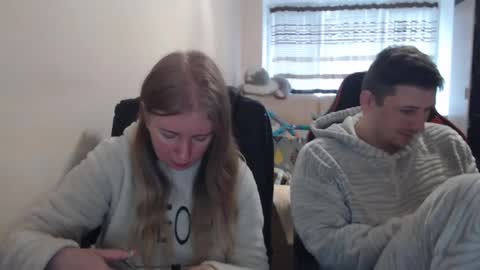 JenisAndPeter online show from 14, 12, 2025