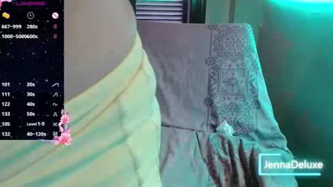 Snapshot of jennadeluxe chatting on 17, 7, 2026 Jenna online show from 17, 7, 2026