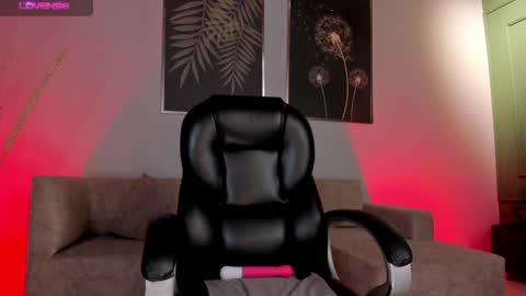 Jenna Olson  online show from 4, 2, 2025