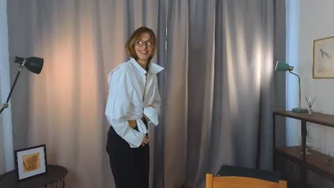 Snapshot of jennellsouvannakhiry chatting on 14, 7, 2026 Kate online show from 14, 7, 2026