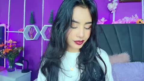 Snapshot of jenner_mills chatting on 14, 12, 2024 Jenner online show from 14, 12, 2024