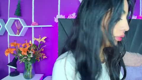 Snapshot of jenner_mills chatting on 14, 12, 2024 Jenner online show from 14, 12, 2024