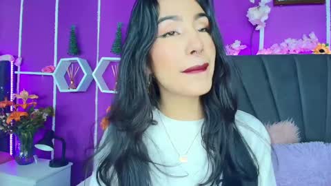 Snapshot of jenner_mills chatting on 15, 12, 2024 Jenner online show from 15, 12, 2024